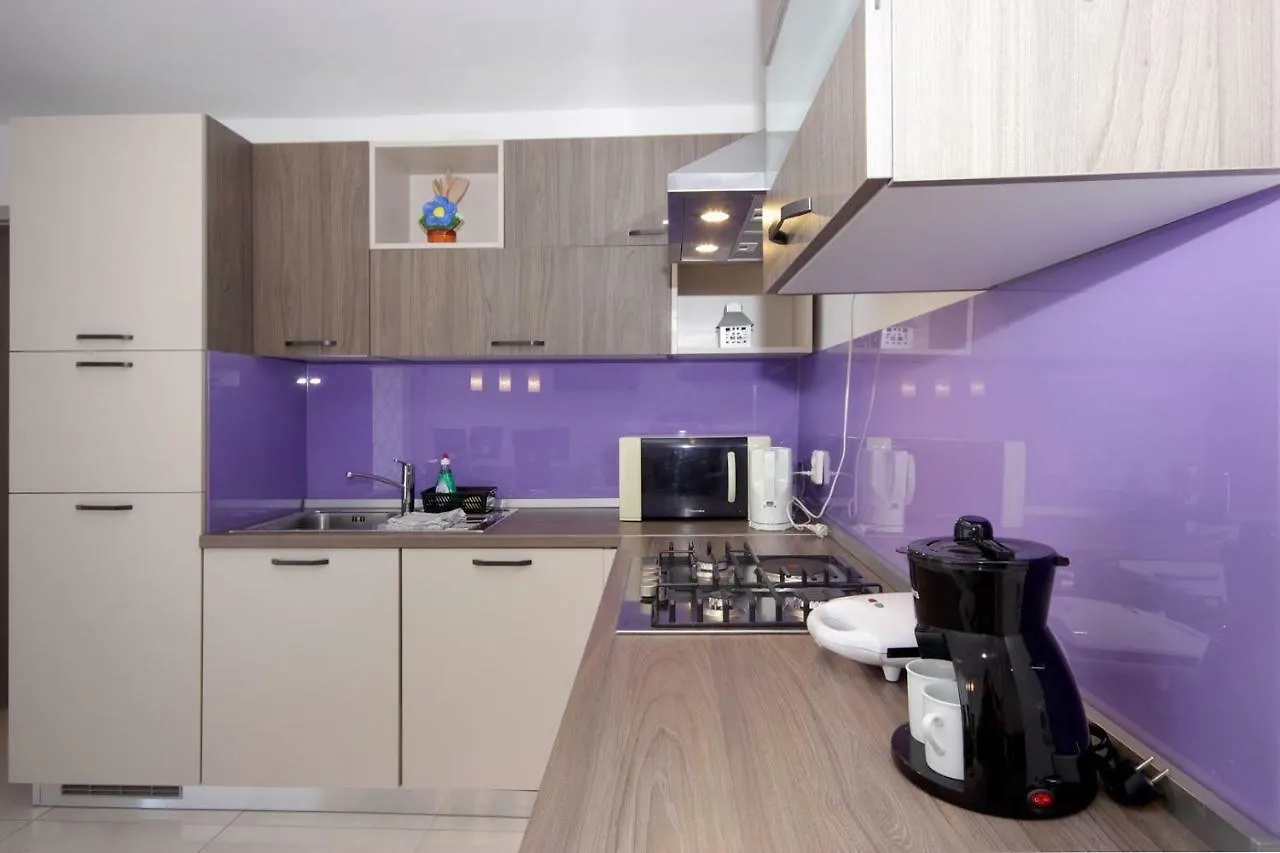 Apartment Alet Pola